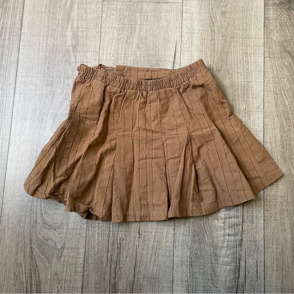 Urban Romantics Pleated Wrap Mini Skirt - Picture 2 of 3